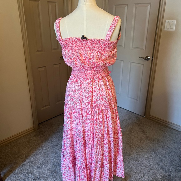 1 State - Floral Tiered MIDI Skirt & Smocked Crop Top - Picture 4 of 6